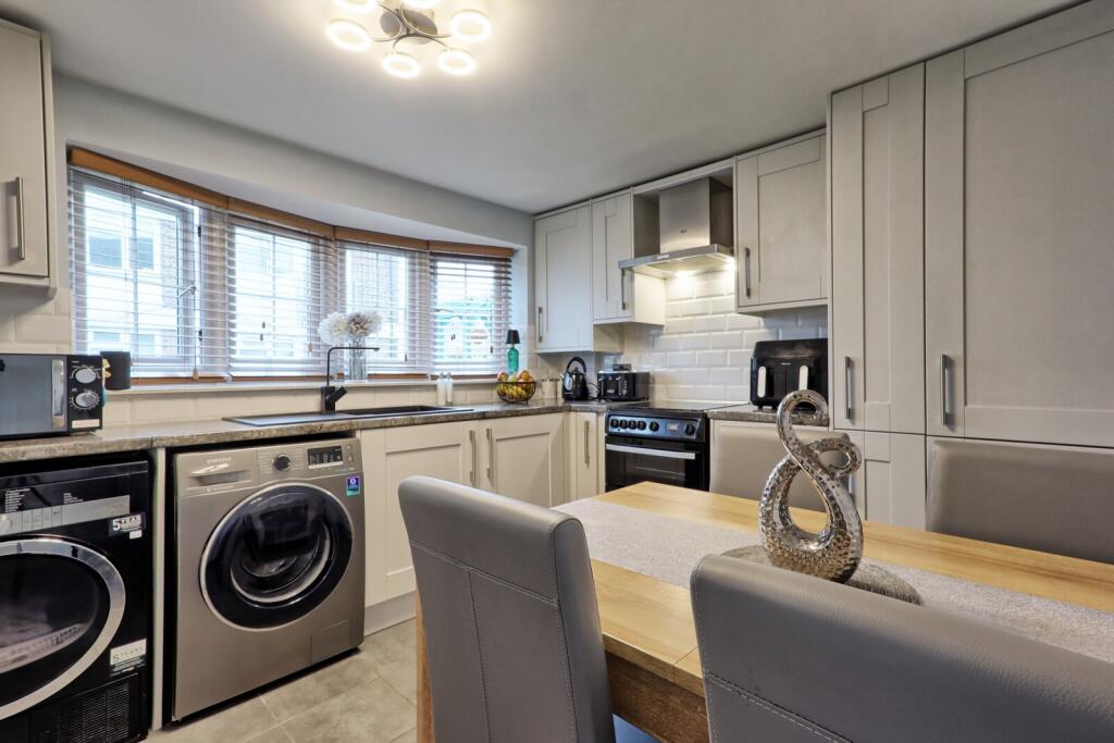 Redgrave Road, Basildon, Essex, SS16 photo 3