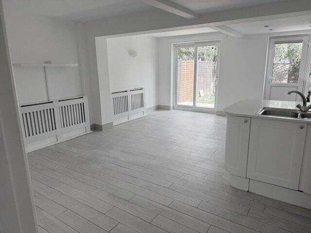 House in Portsmouth - View 4
