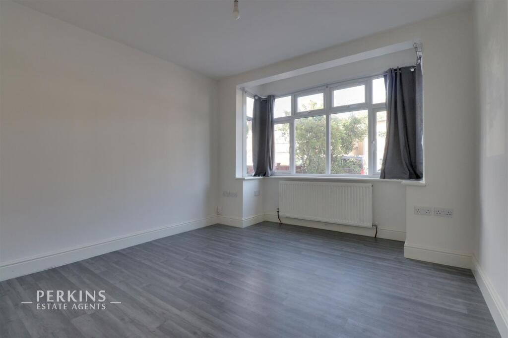 House in Southall - View 3