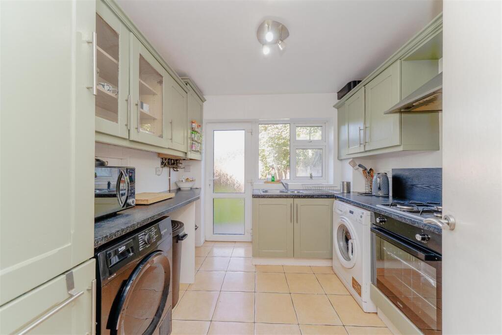 House in Birmingham, West Midlands - View 2
