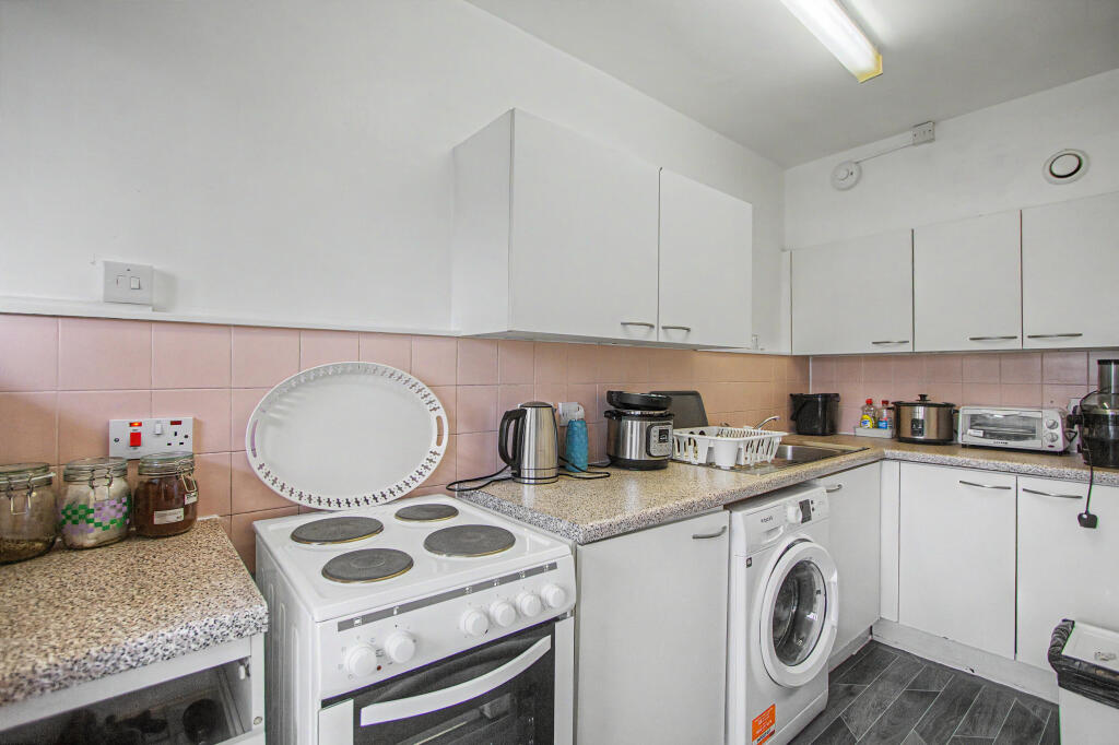 Apartment in London - View 5