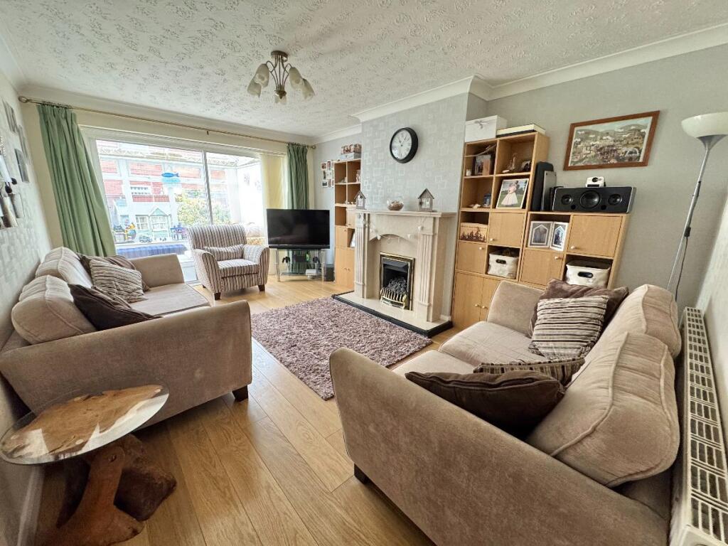 House in Birmingham, Lyndon Green - View 5