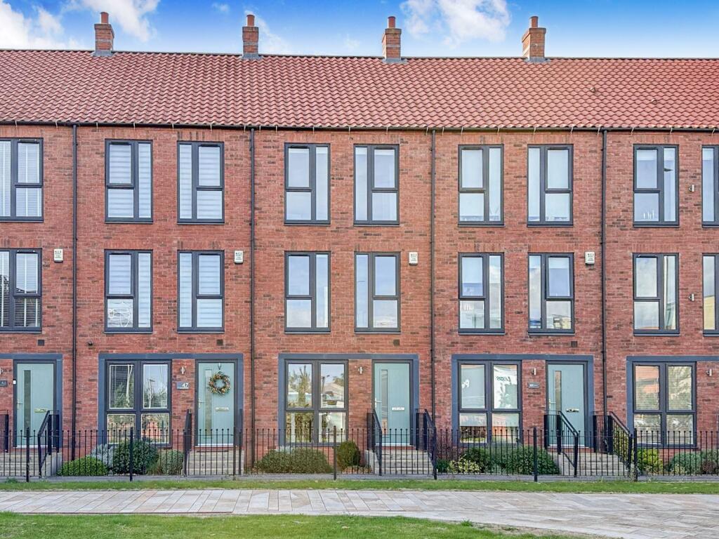 Main image of property: Blanket Row, Hull, HU1