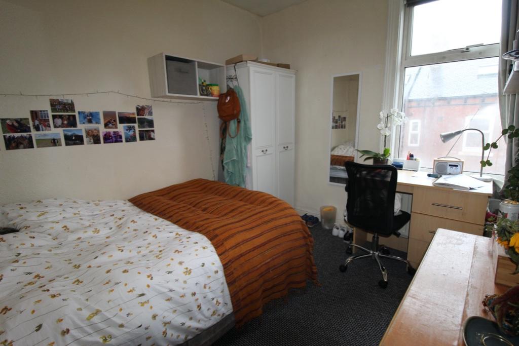 6 bedroom terraced house for rent