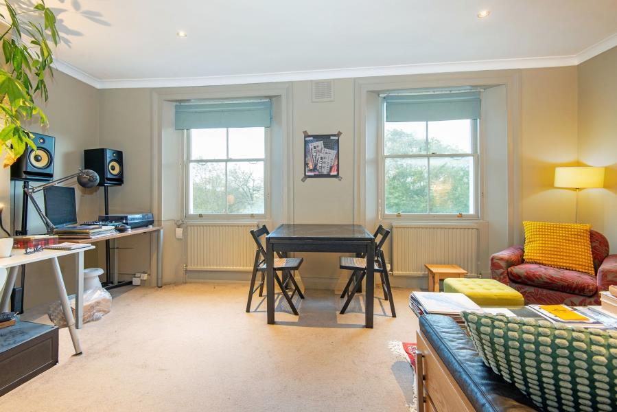 Apartment in London - View 2
