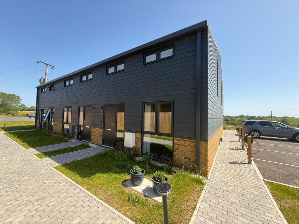 Main image of property: Aylesbury Road, Rowsham, Aylesbury