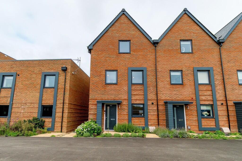 Main image of property: Whiteley Way, SO30