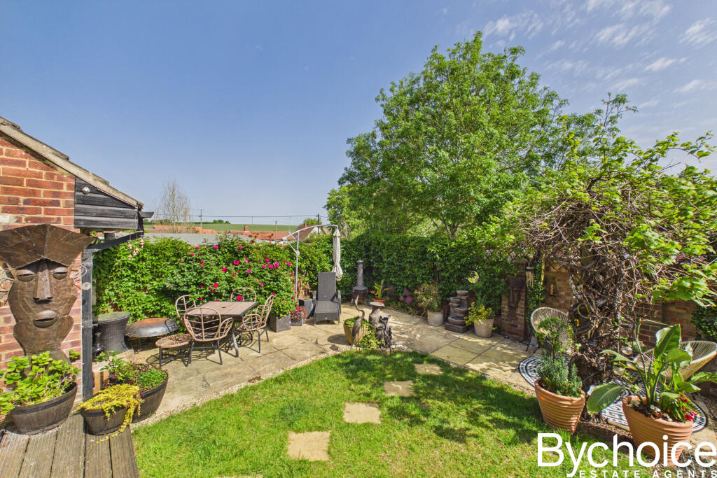 John Tibauld Court, Steeple Bumpstead, Essex - More