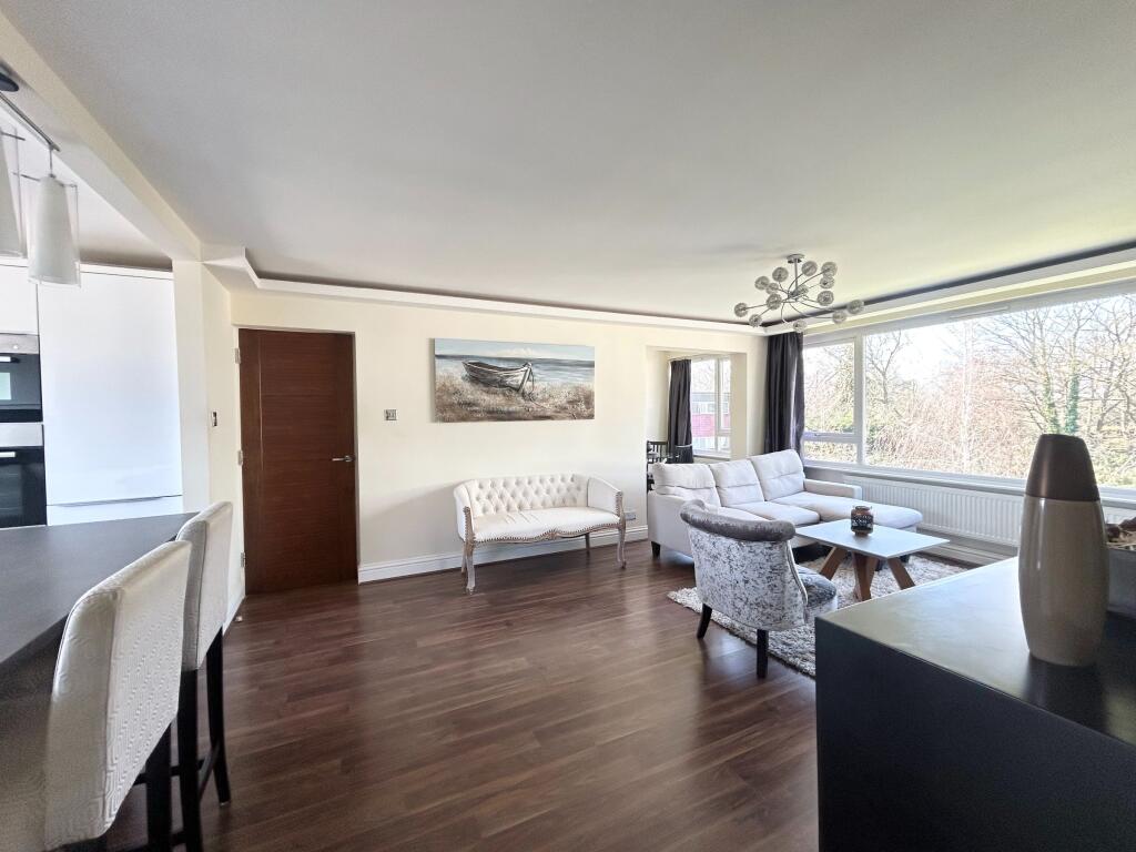 Apartment in Guildford - View 4