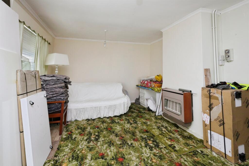 House in Eastbourne, East Sussex - View 2