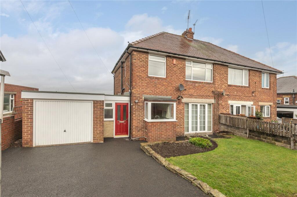 Combs Road, Thornhill, Dewsbury, WF12 photo 4