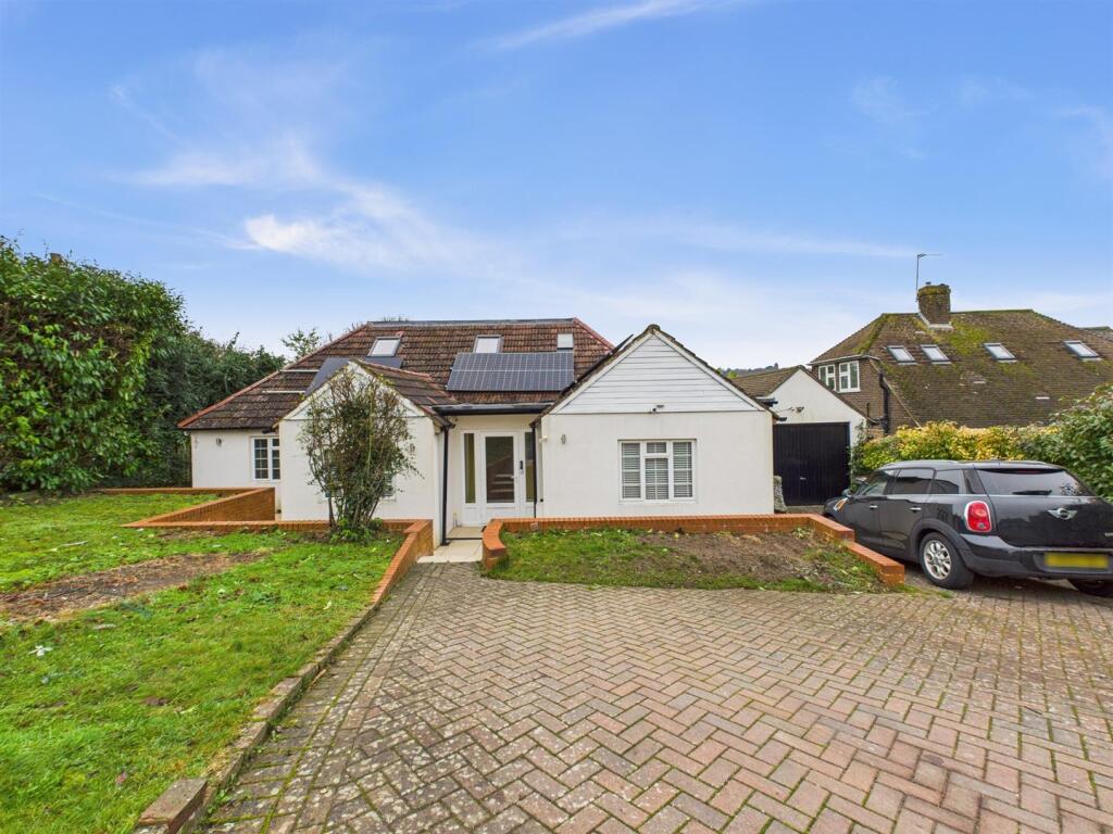 Main image of property: Woodplace lane, Coulsdon