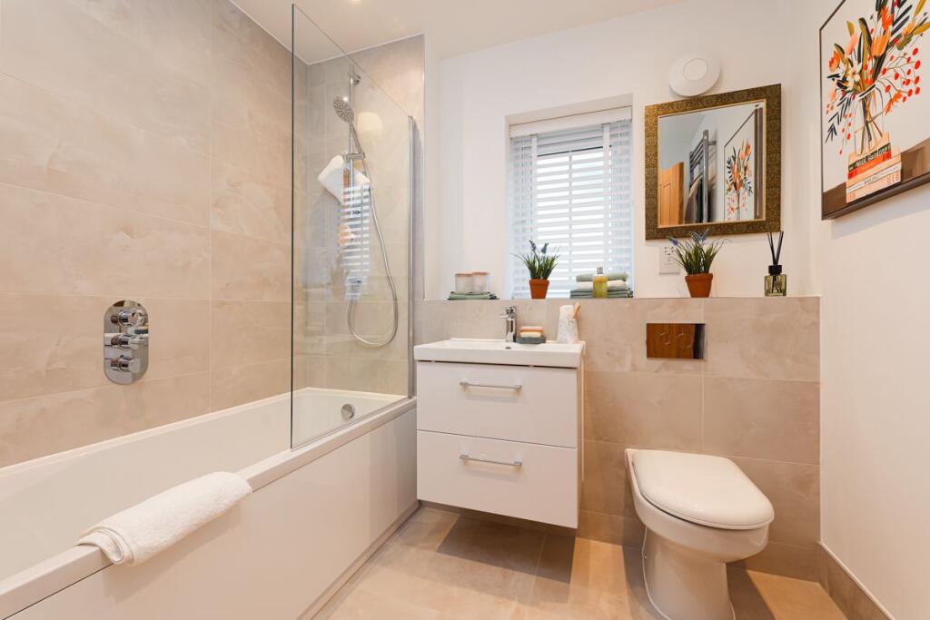 House in Tonbridge - More