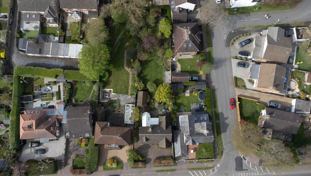 Additional image 30 of Dunstable Road, Redbourn, AL3