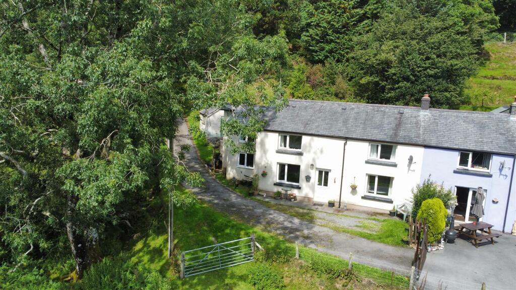 Main image of property: Cwmbrwyno, Goginan