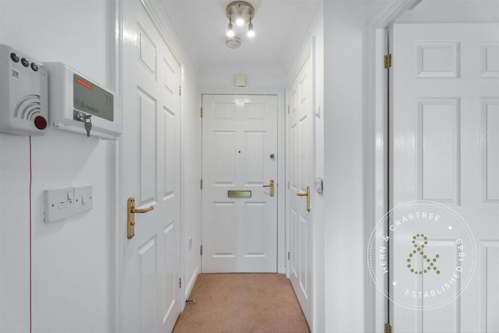 Apartment in Cardiff, Rhydypenau, Cyncoed - More