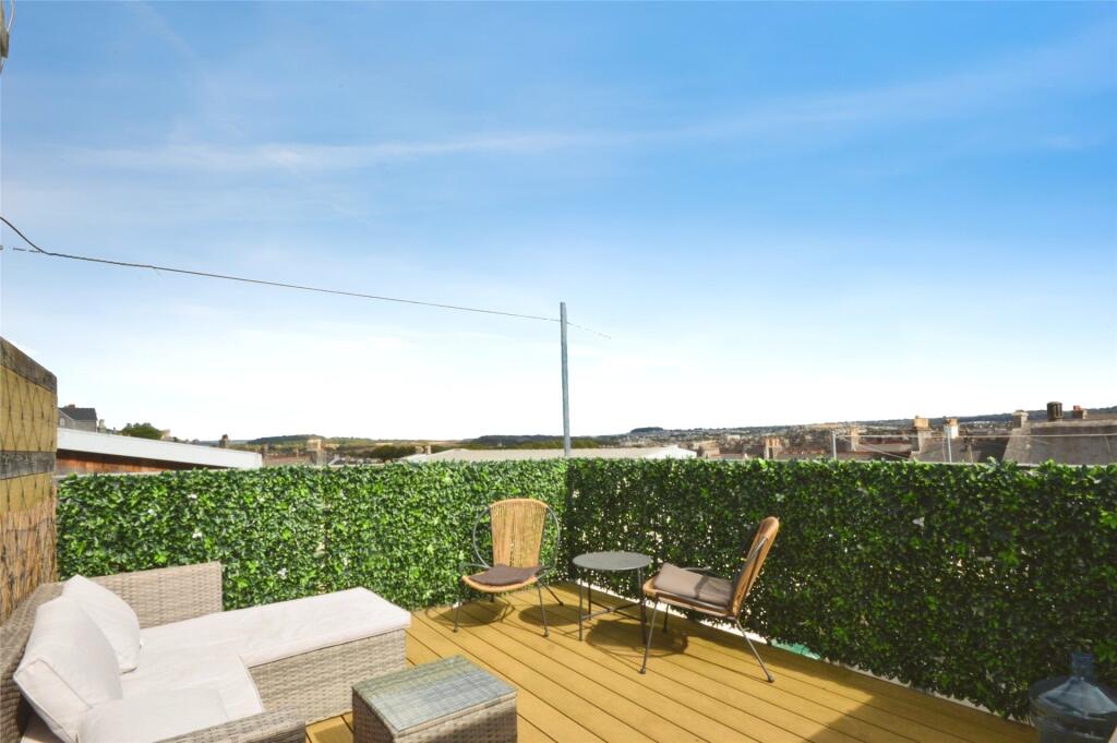 Apartment in Plymouth, St. Judes - View 4