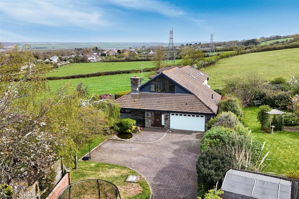 Main image of property: Instow, Bideford