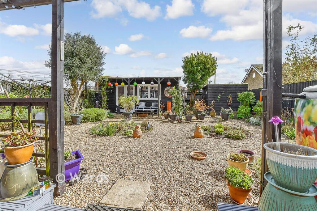 House in Tonbridge - View 3