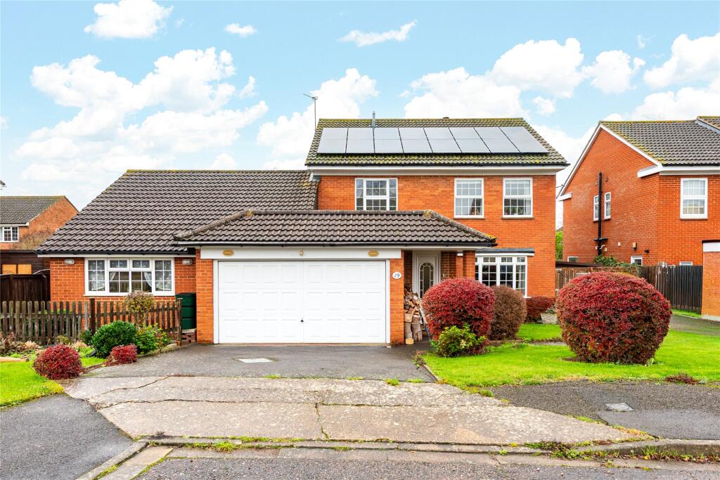 Main image of property: Cumberland Close, Aylesbury, Buckinghamshire, HP21