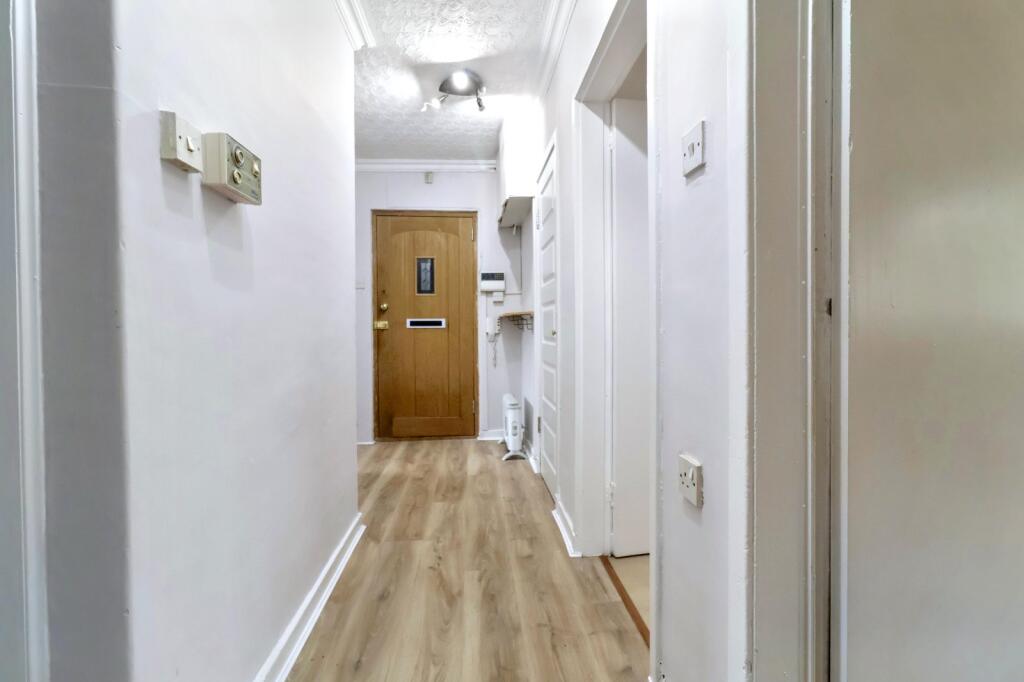 Apartment in Glasgow, Drumchapel - View 4