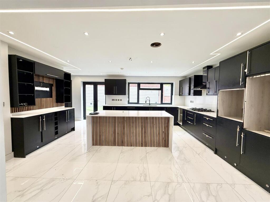 Additional image 3 of Barrs Road, Cradley Heath