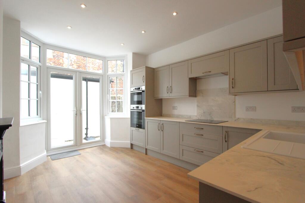 Stanhope Road, Deal, CT14 - View 3