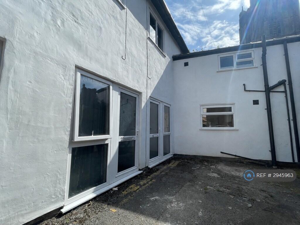 Main image of property: Warburton Place, Atherton, Manchester, M46