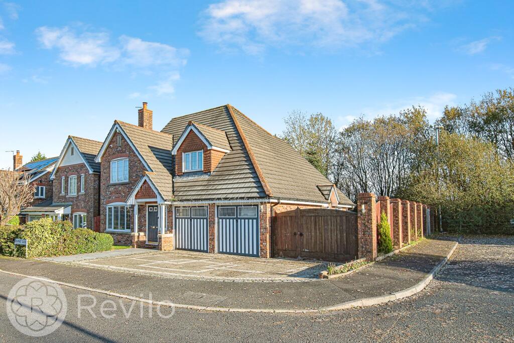 Burnet Close, Rochdale, OL16 photo 2