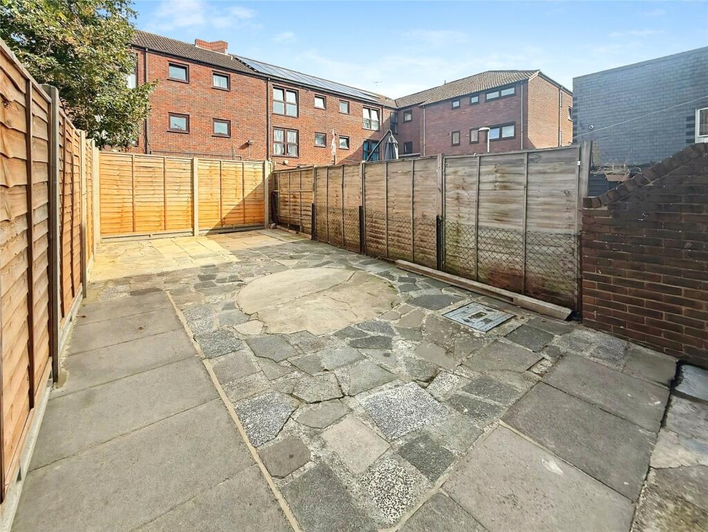 Property photo 6