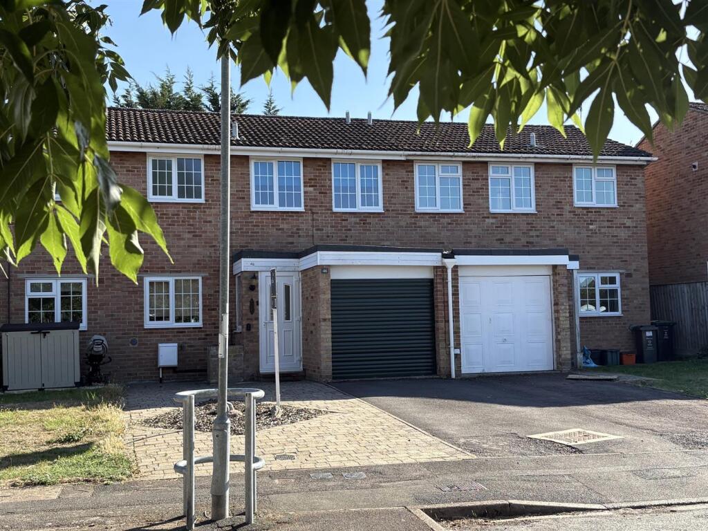 Main image of property: Larchmore Close, Swindon