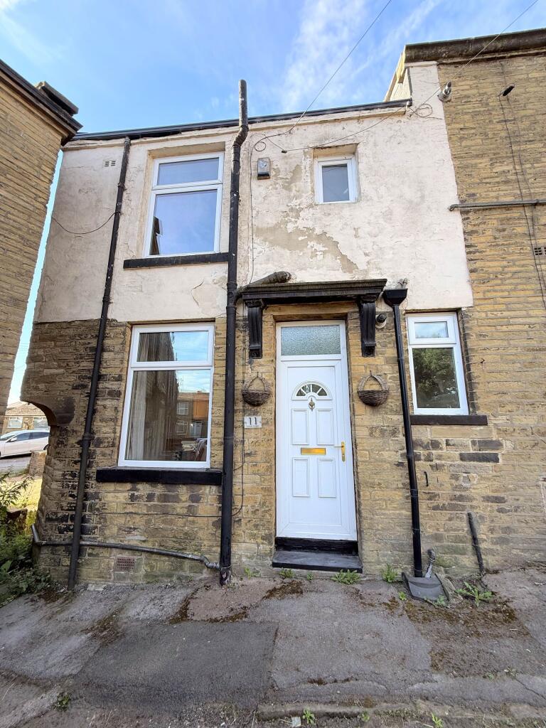 Moor Street, Queensbury, BD13