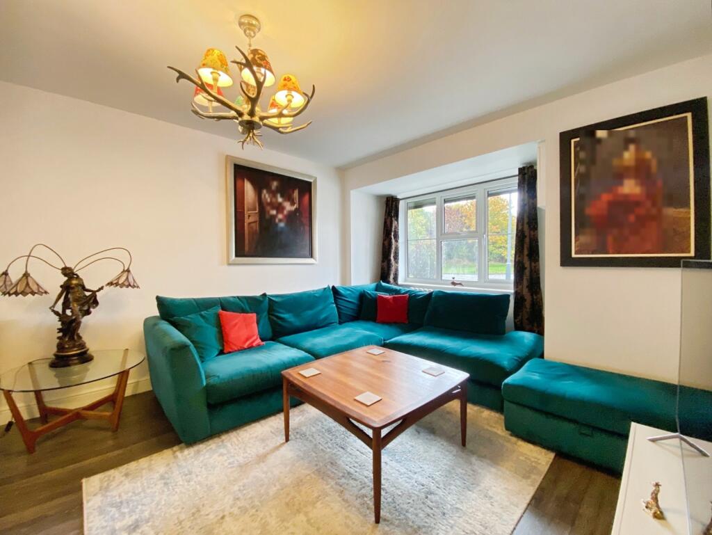 Sirius Close, Wokingham, Berkshire photo 2