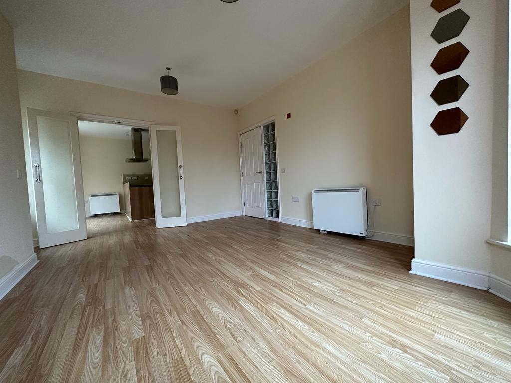 Main image of property: 511 Bury Old Road, Manchester, M25