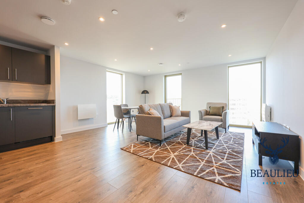 Main image of property: Oxford Road, Luton, LU1 3