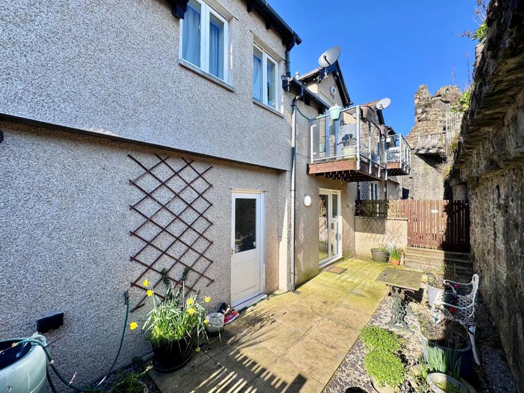 Castle Quay Mews, Conwy photo 2