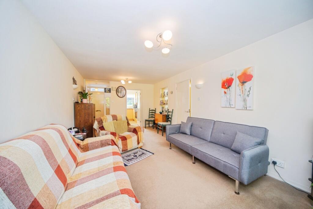 Apartment in Southampton - View 2