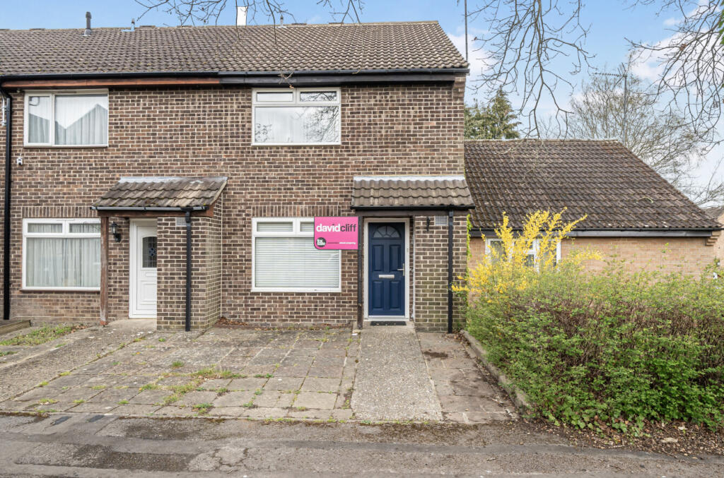 Main image of property: Roycroft Lane, Finchampstead, Wokingham, Berkshire, RG40