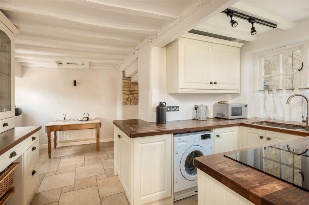 House in West Oxfordshire, Over Norton - View 3