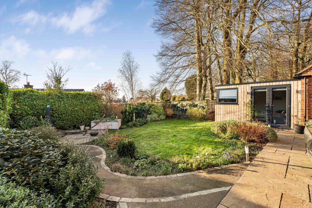 Elderberry Way, Medstead, Alton, Hampshire photo 2