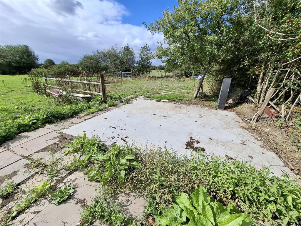 Land at Salters Lane, Werrington, Stoke-On-Trent - View 3