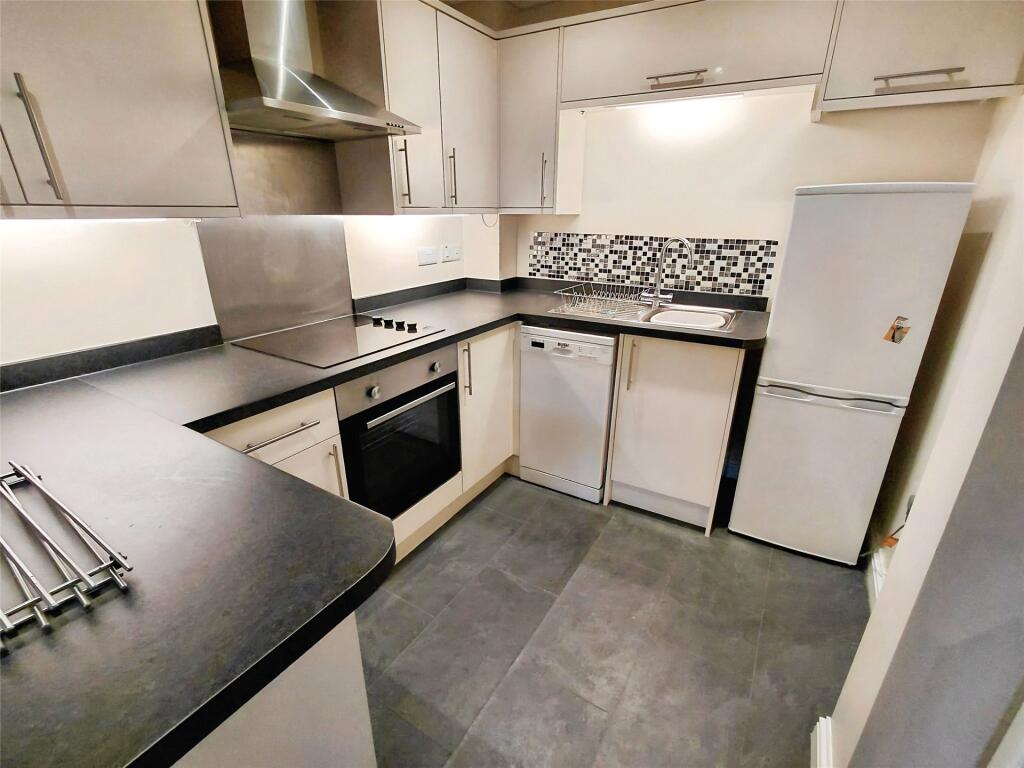 Apartment in Darlington - View 3