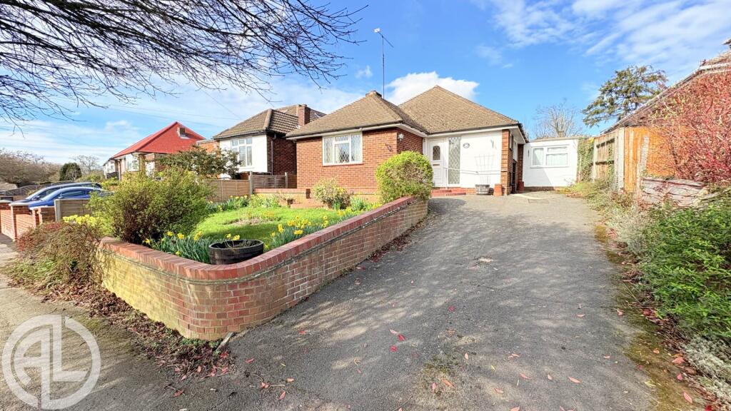 Main image of property: Longmead, Letchworth Garden City, SG6 4HP
