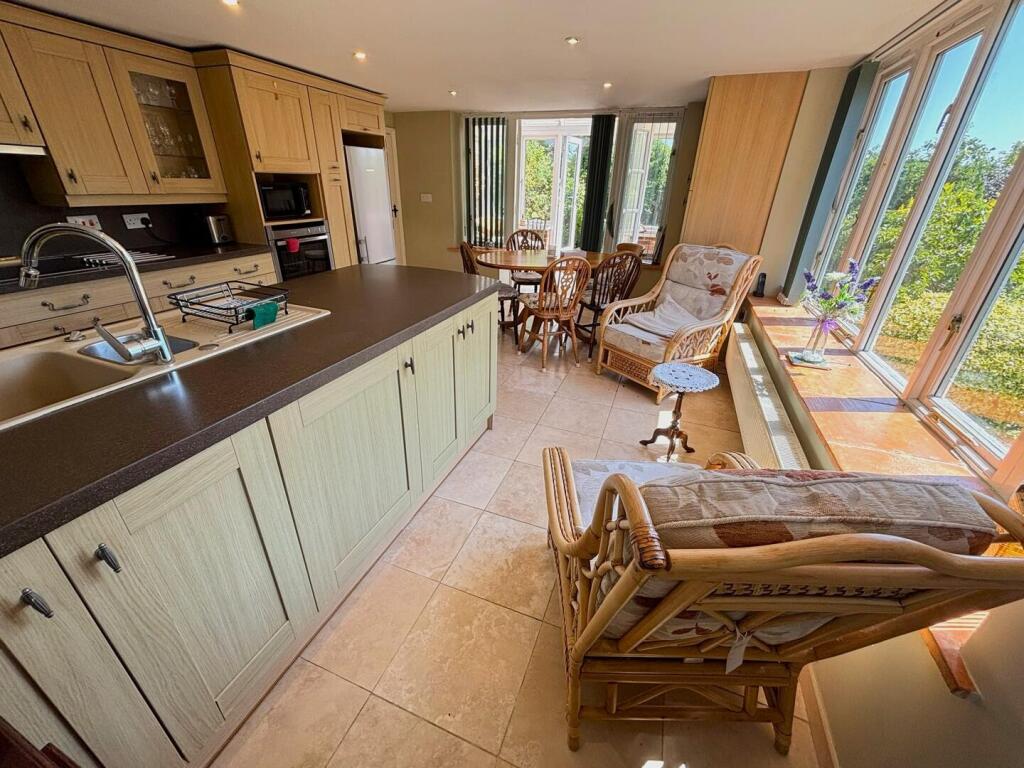 House in Newport, Brighstone - View 4