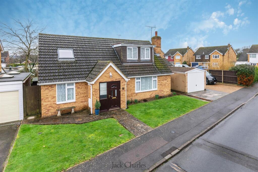 Main image of property: Iden Crescent, Staplehurst, Tonbridge