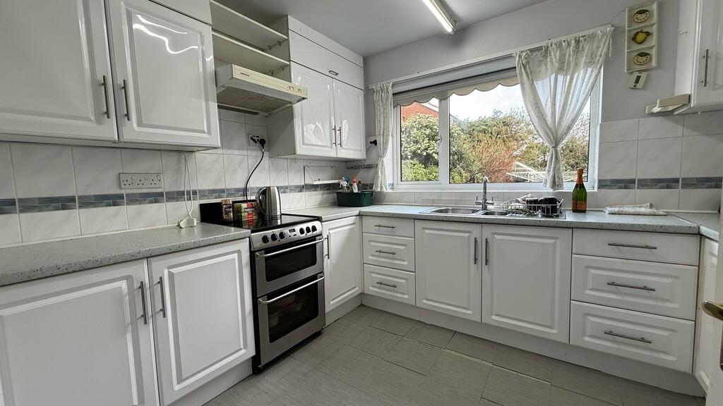 House in East Hampshire, Liss - View 5