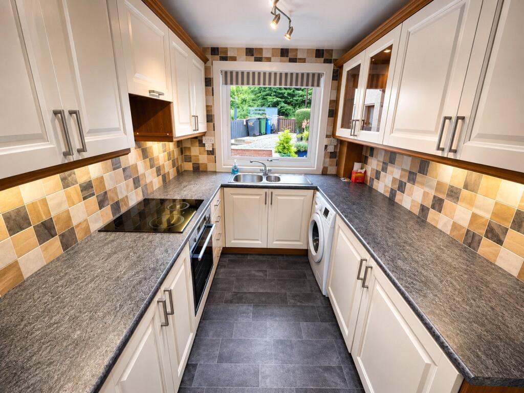 House in Mayfield, Woodburn - View 4