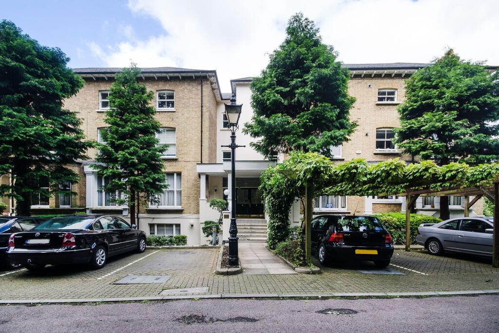 Apartment in Harrow - View 4