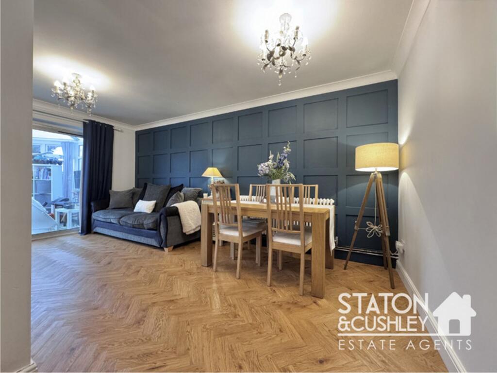House in Mansfield, Warsop - More