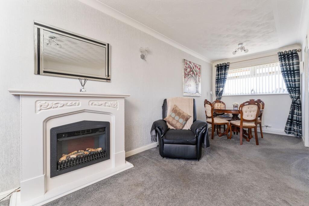 House in Glenmavis, Burnfoot - View 6